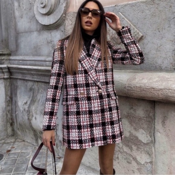 Blogger FAVORITE rare Zara tweed blazer - Picture 6 of 8